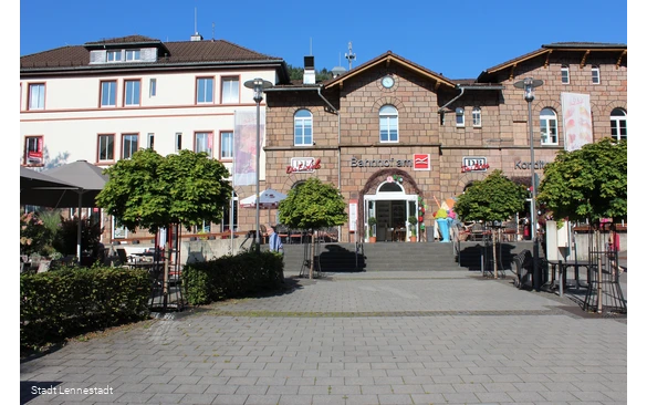 Bahnhofsgebäude Altenhundem©Stadt Lennestadt.jpg
