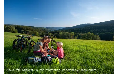 Radfahren mit Picknick