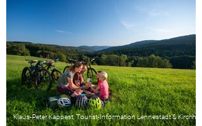 Radfahren mit Picknick
