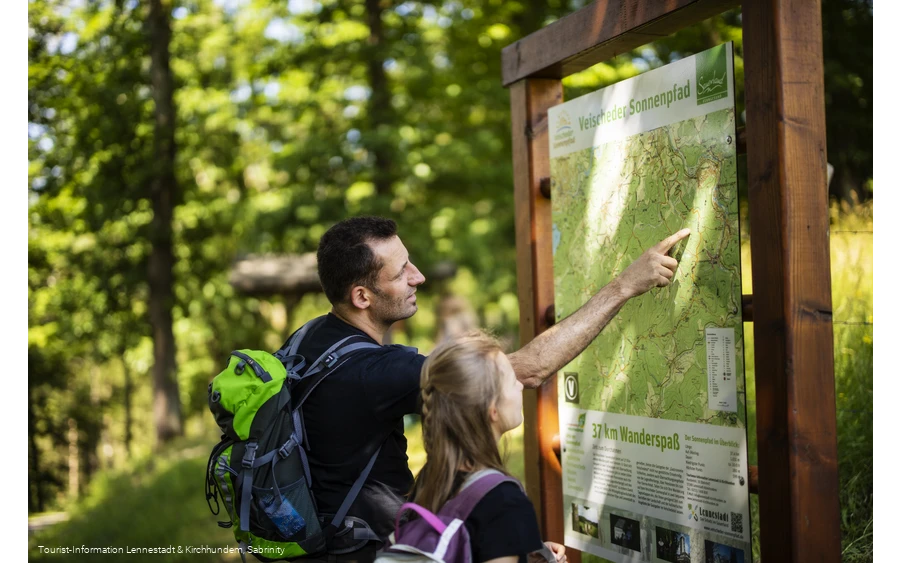 Infotafel am Veischeder Sonnenpfad
