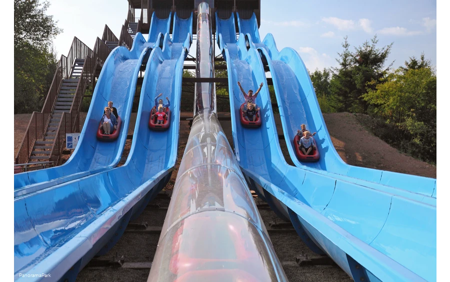 Wellenreiter-Rutsche im PanoramaPark