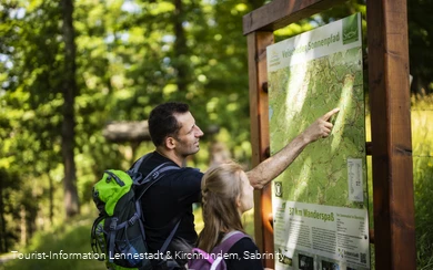 Infotafel am Veischeder Sonnenpfad
