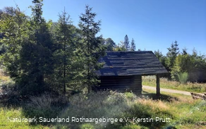 Schutzhütte Hühnerkamp (1).jpg