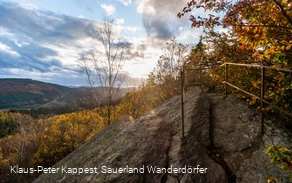 Rinsleyfelsen im Herbst