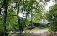 Burg Bilstein Außenmauer©Tourist-Information Lennestadt & Kirchhundem, Viola Japes.jpg