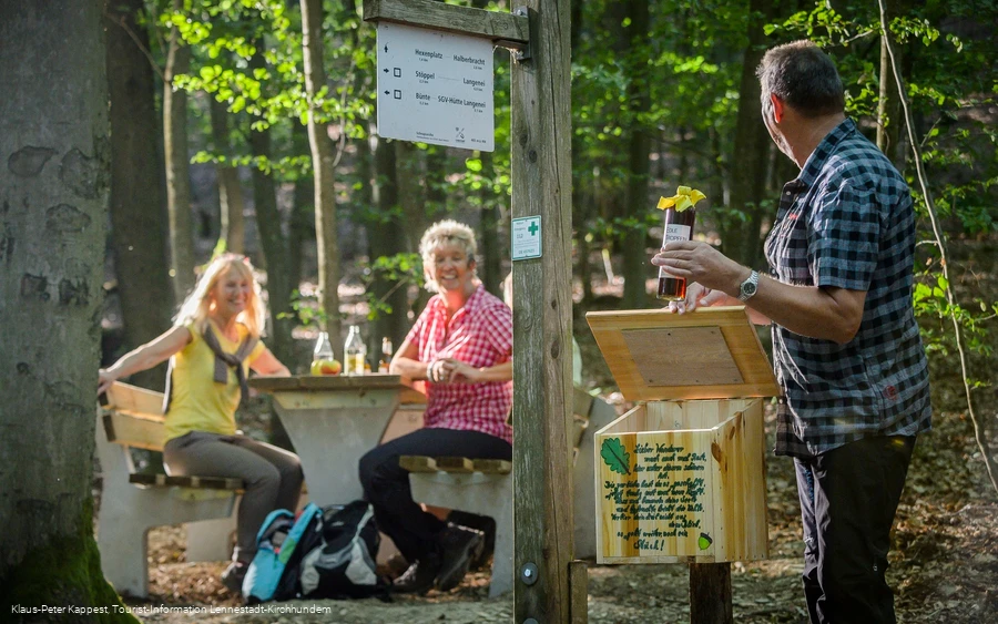 Pause an der Schnapseiche