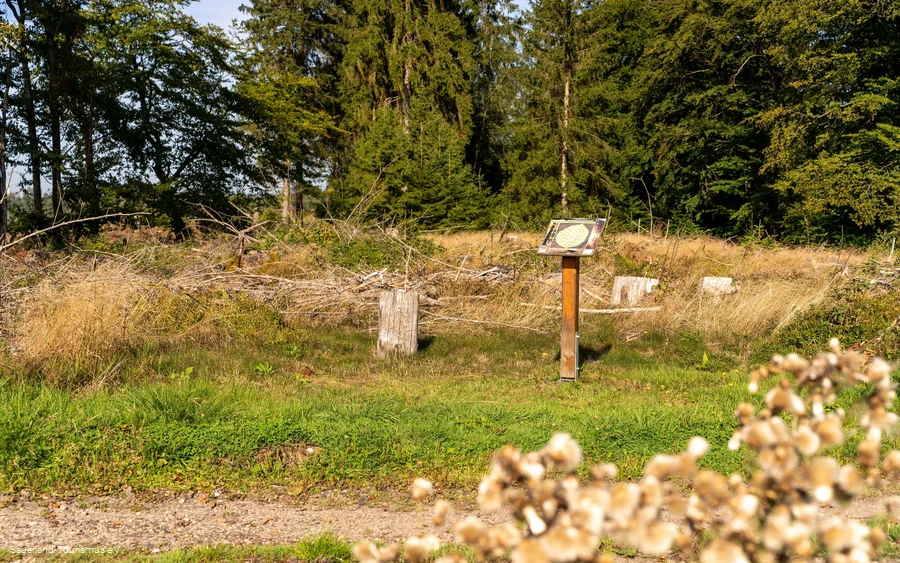 Verweil-Ort Vergehen und Entstehen Verweil-Ort Vergehen und Entstehen