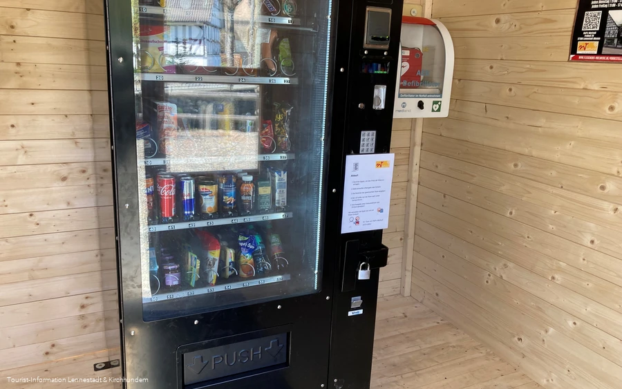 Dorf-Kiosk Kirchveischede Automat.jpg