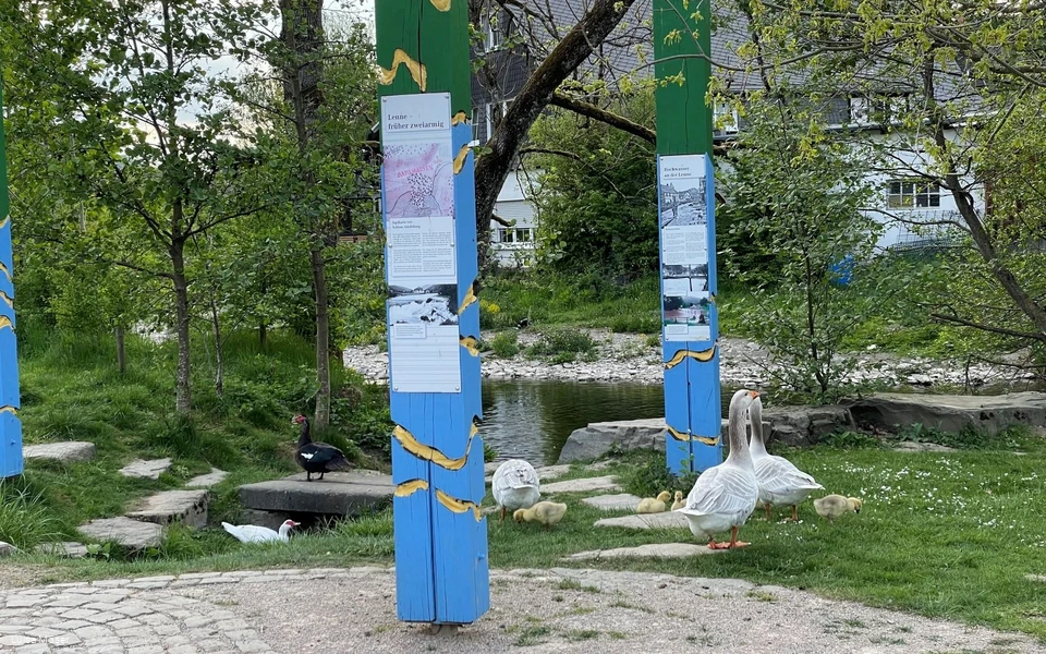 Stelenplatz Saalhausen
