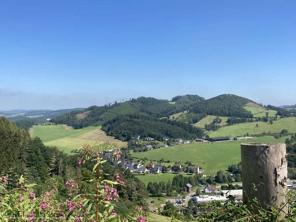 Theten, Germaniahütte und Elspe Festival von oben.jpeg