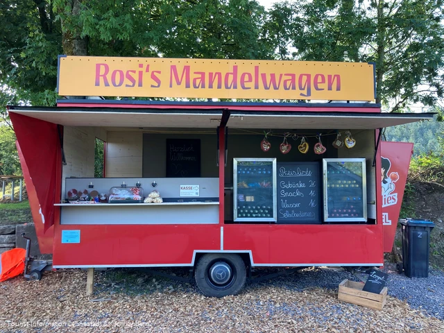 Rosi's Mandelwagen.jpg
