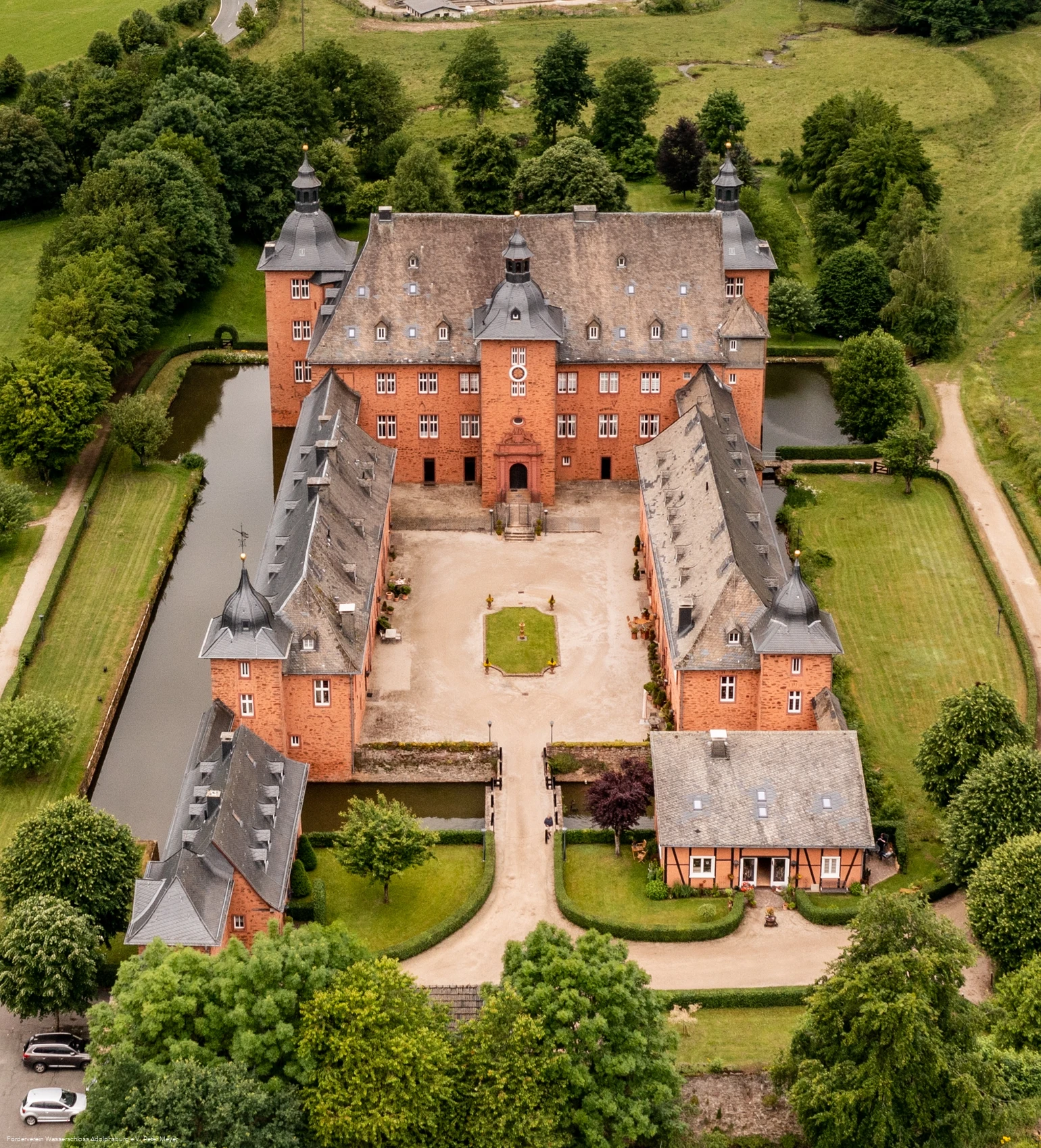 Die Adolphsburg von oben