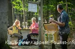 Pause an der Schnapseiche