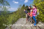 Familie auf dem Rinsleyfelsen