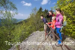 Familie auf dem Rinsleyfelsen